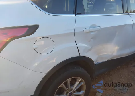 2018 Ford Escape Se from USA, damaged, VIN 1FMCU9GD7JUB16297
